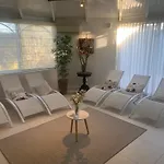 Hotel Les Criquets & Blanquefort (Gironde)