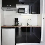 Hotel Les Criquets & 3*