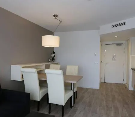 Les Criquets Restaurant Hotel 3*