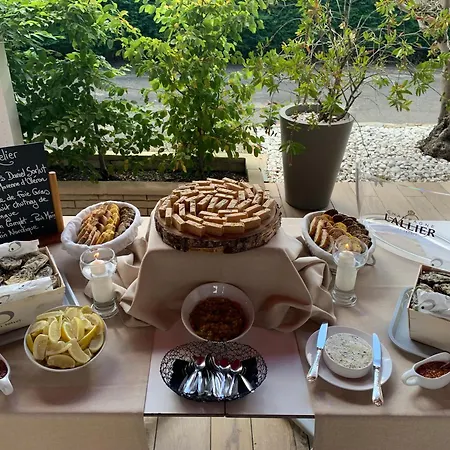 Hotel Les Criquets Restaurant 3*