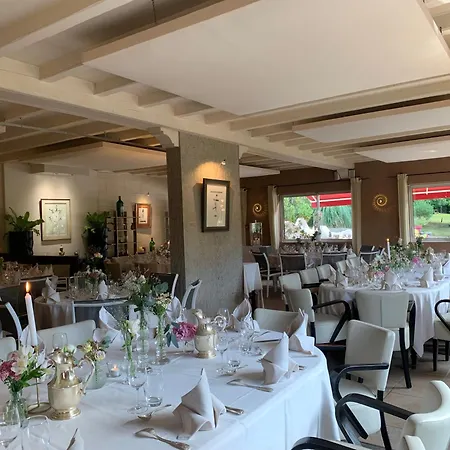 Les Criquets Restaurant Hotel Blanquefort (Gironde)