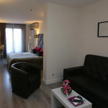 Les Criquets & 3* Blanquefort (Gironde)