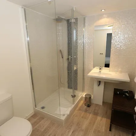 Les Criquets & Hotel 3*