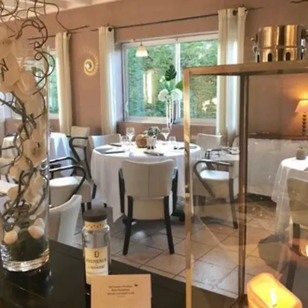 Les Criquets & Hotel