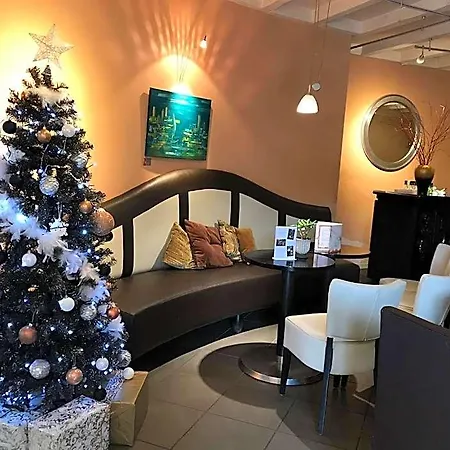 Les Criquets & 3*