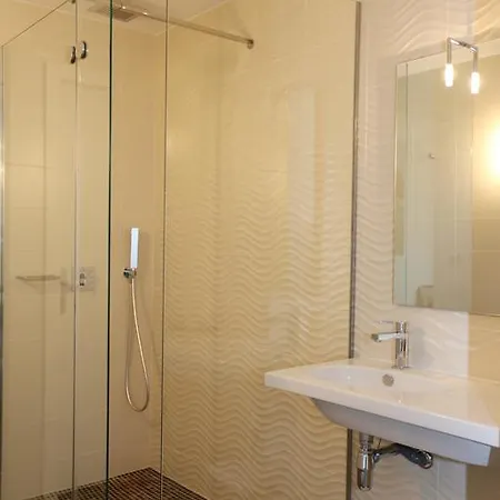 Les Criquets & 3* Blanquefort (Gironde)