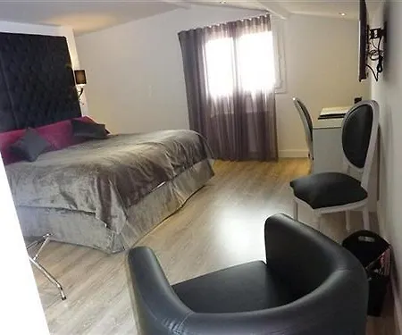 Hotel Les Criquets Restaurant 3*