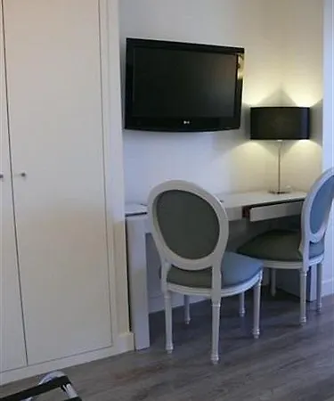 Les Criquets Restaurant