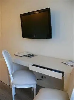 Les Criquets Restaurant 3*
