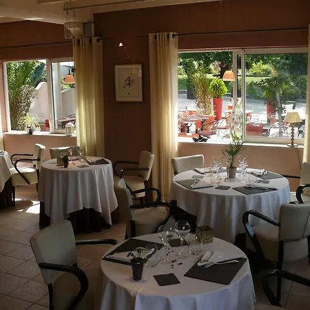 Les Criquets Restaurant 3*