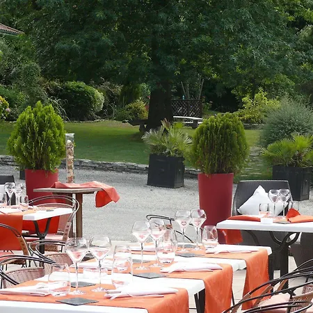 Les Criquets Restaurant Hotel Blanquefort (Gironde)