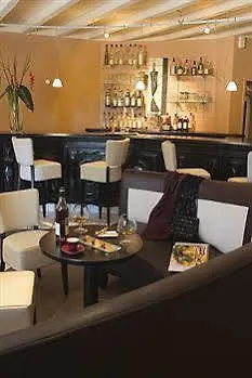Les Criquets Restaurant Hotel 3*