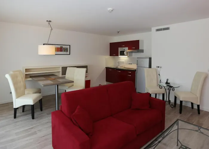 Les Criquets & بلانكفور