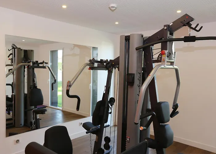 Les Criquets & فندق 3*